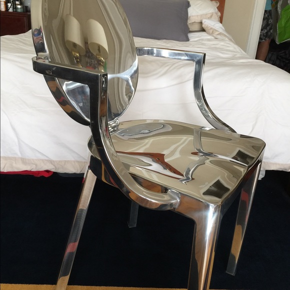 Philippe Stark Style CHROME Ghost Chair - Picture 4 of 16